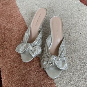 Loeffler Randall Size 7 Silver Heels